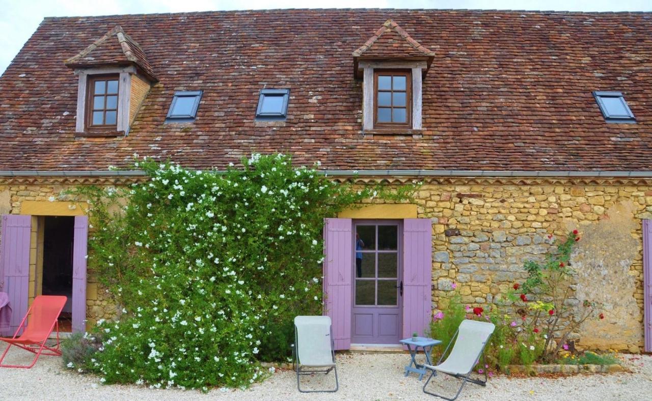Chambre d'hôtes La Ferme de la Croix. Saint-Avit-Sénieur Exterior foto